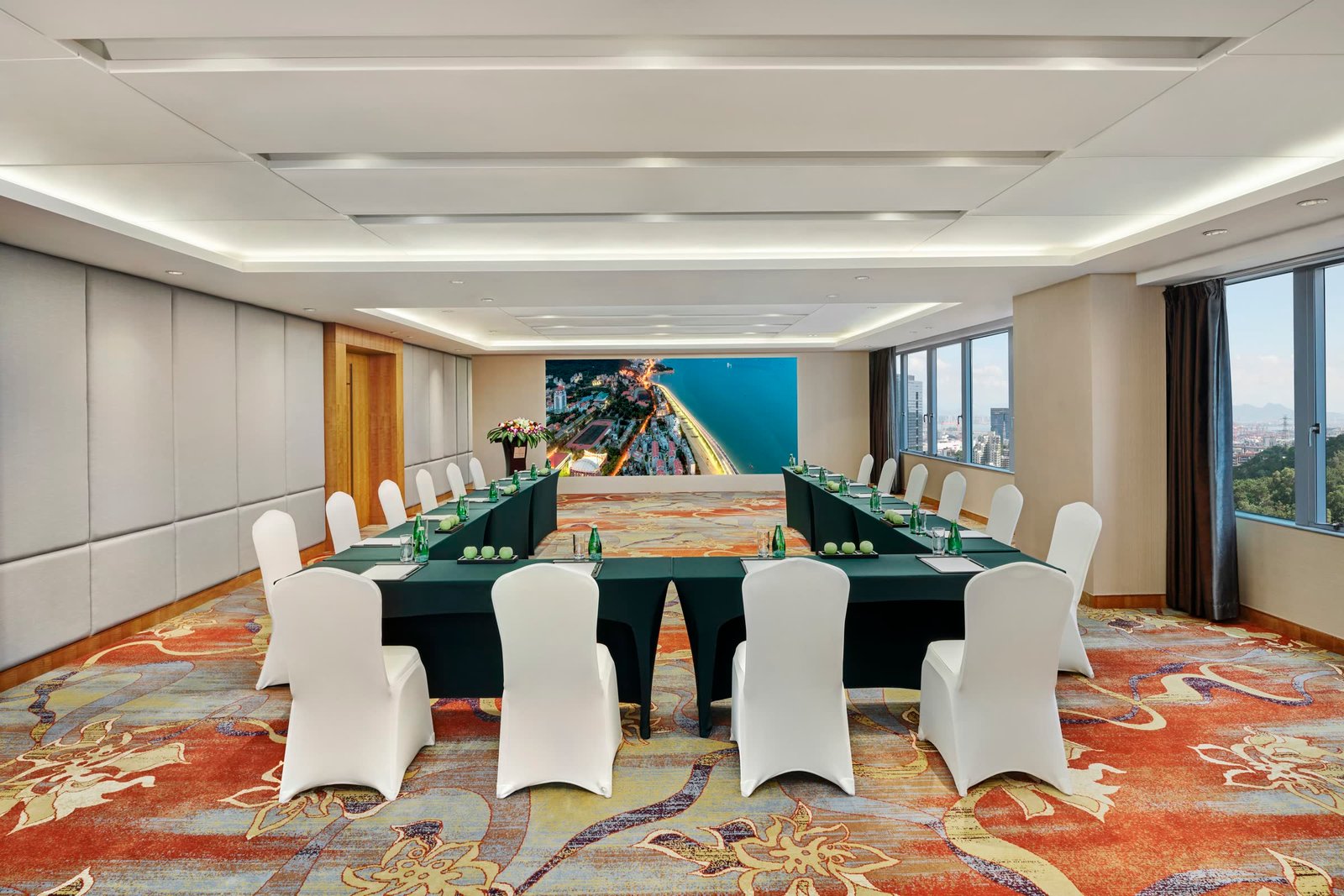 红宝石厅 Ruby Room